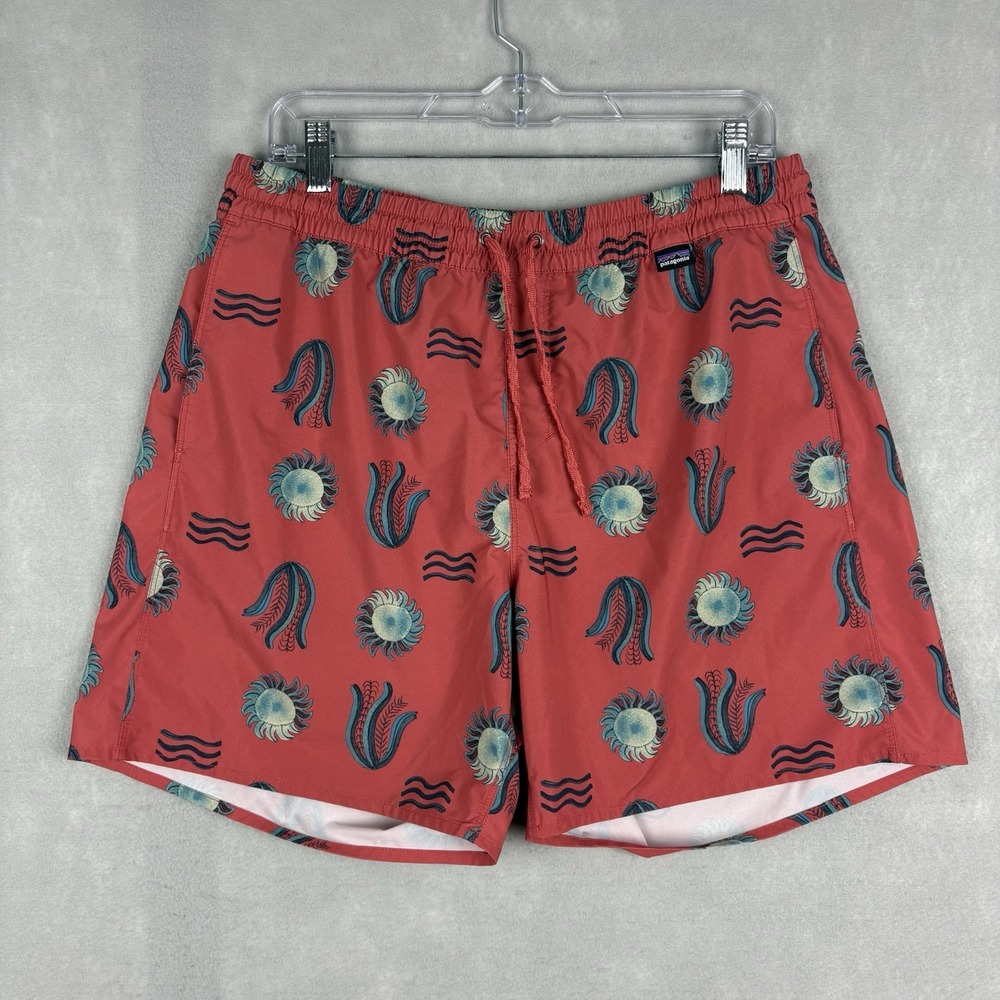 Patagonia Hydropeak Volley Shorts Men’s Large 6” Red Hawaiian Swim Surf Beach
